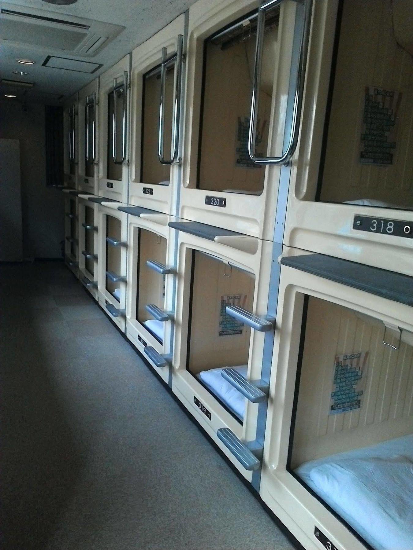 Capsule Land Yushima Hotell Tokyo Eksteriør bilde